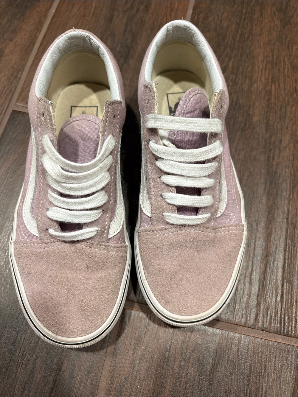 Vans Low-Top Sneakers in Dusty lavender and White